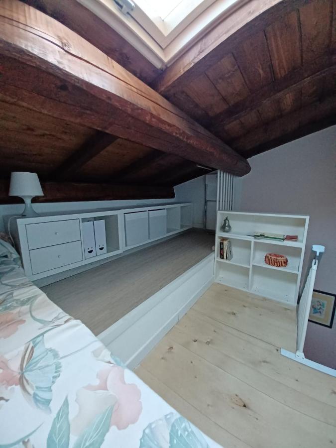 Casa Vacanze L'Acquerello Lari المظهر الخارجي الصورة