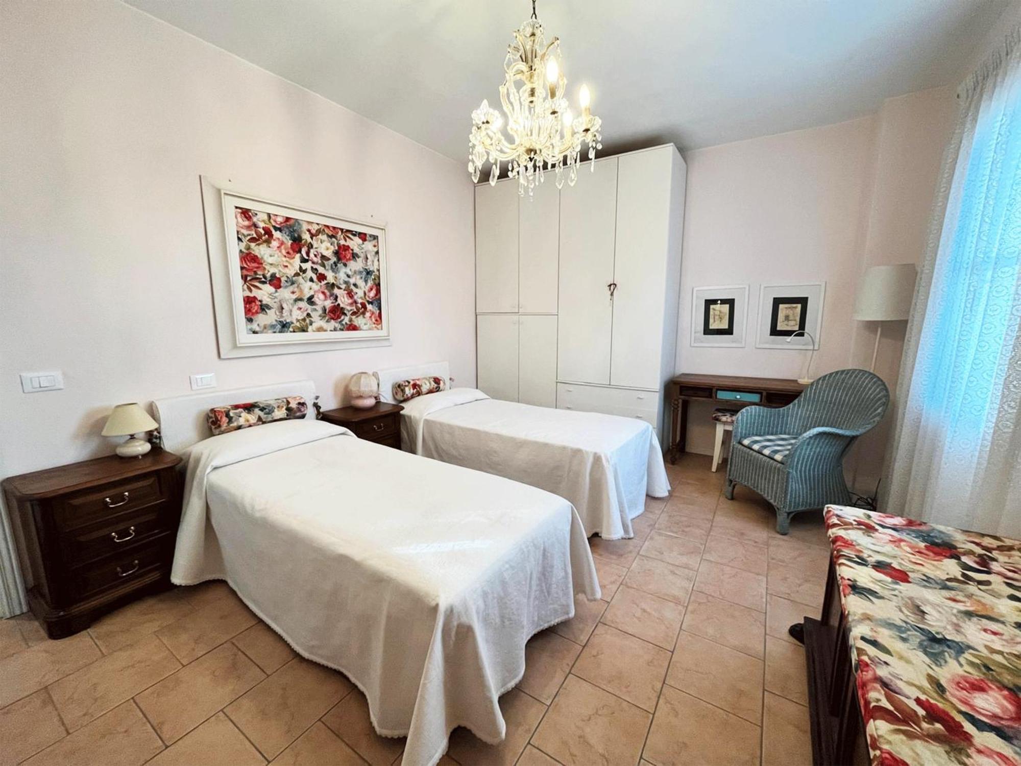 Casa Vacanze L'Acquerello Lari المظهر الخارجي الصورة