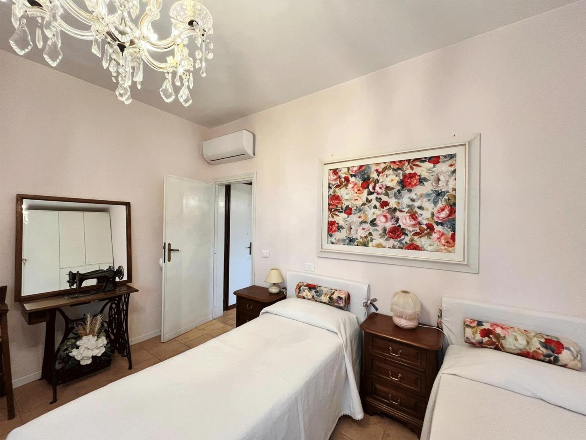 Casa Vacanze L'Acquerello Lari المظهر الخارجي الصورة